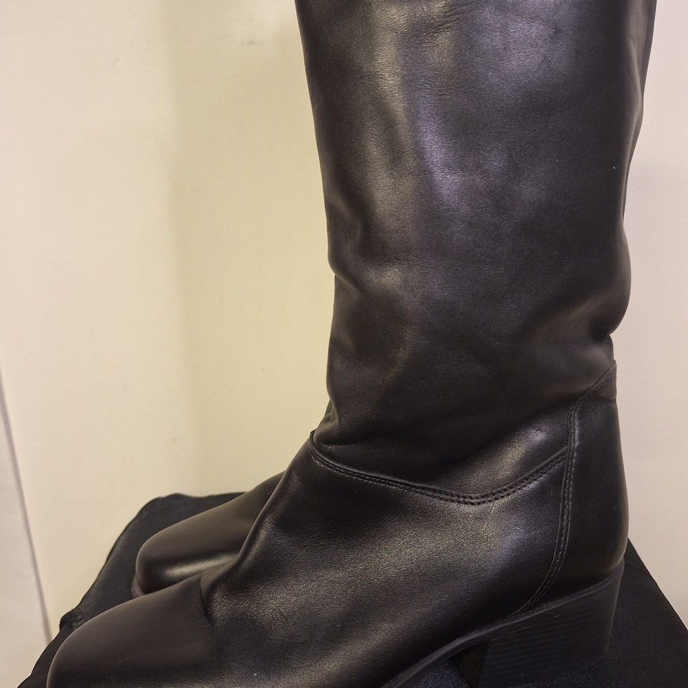 Black Leather Heeled (Up To Knee) Boots Size 7.5